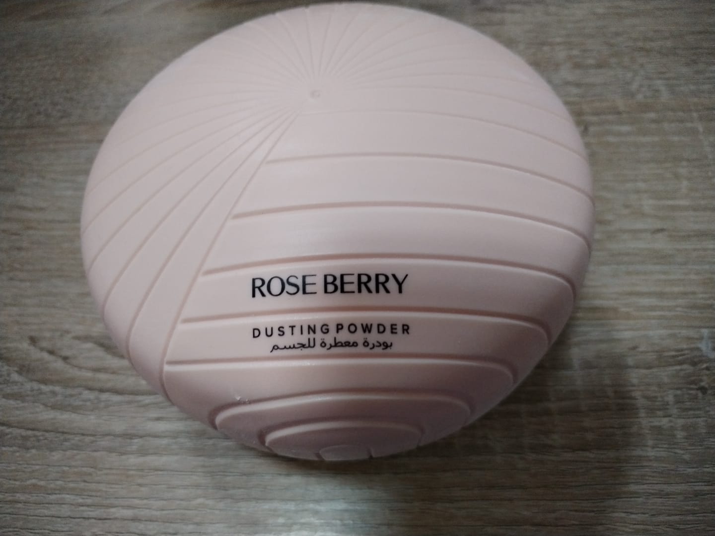 Customer photo review of Dusting Powder for the Body Luxurious Scent