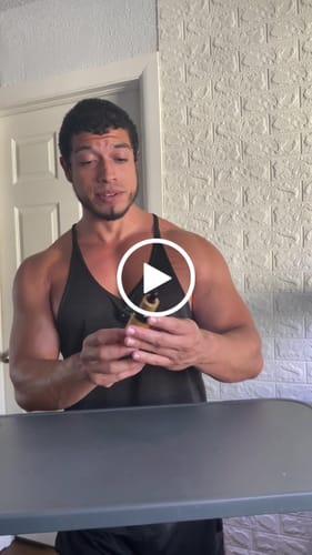 Customer video review of Beard Oil - Big Squeeze Vanilla-Citrus Growth Oil (1 fl oz) "Grow Your Mane"