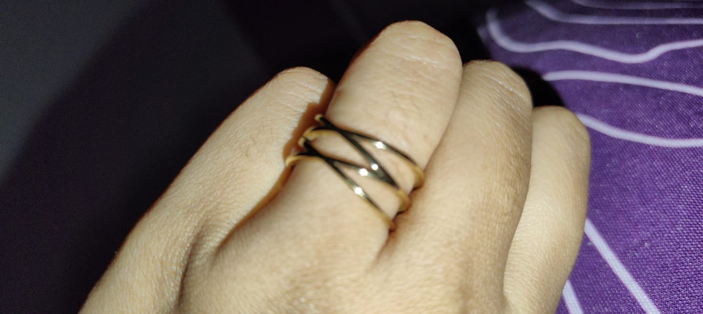 Customer photo review of Twist Cross Cage Ring