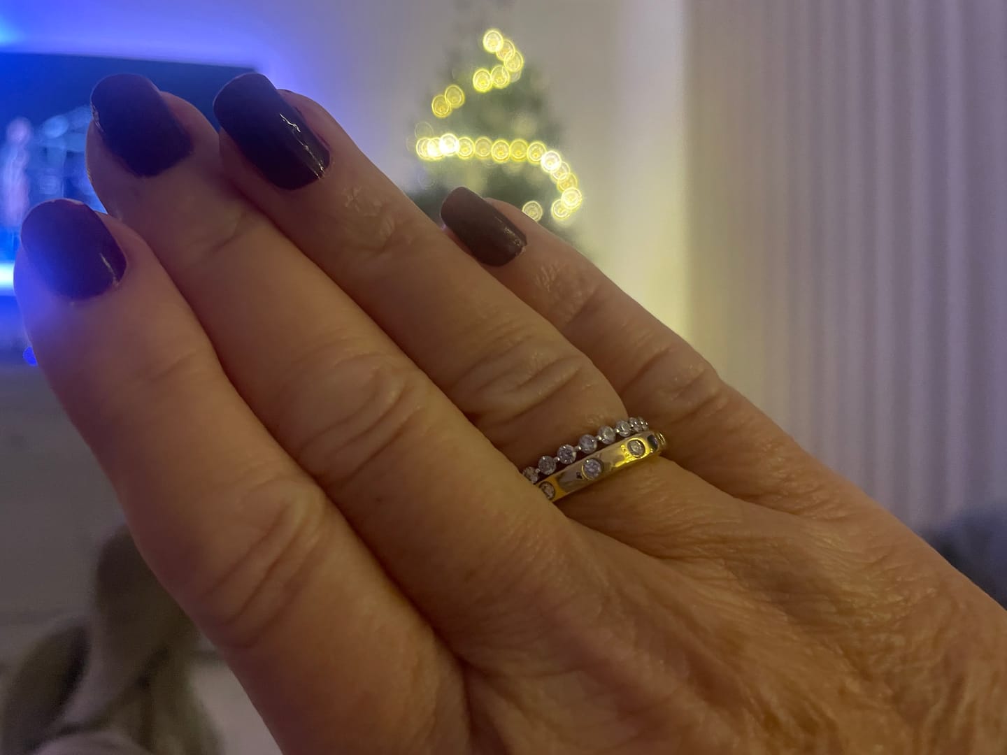 Customer photo review of Versa Lab Grown Diamond Band Ring