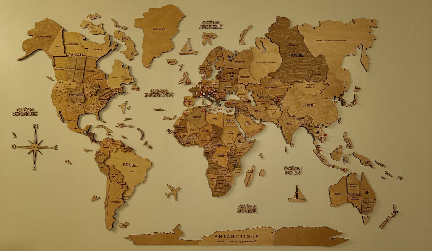 Customer photo review of 3D Wooden World Map Gold