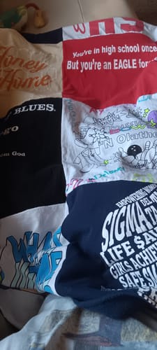 Customer photo review of Classic T-Shirt Blanket
