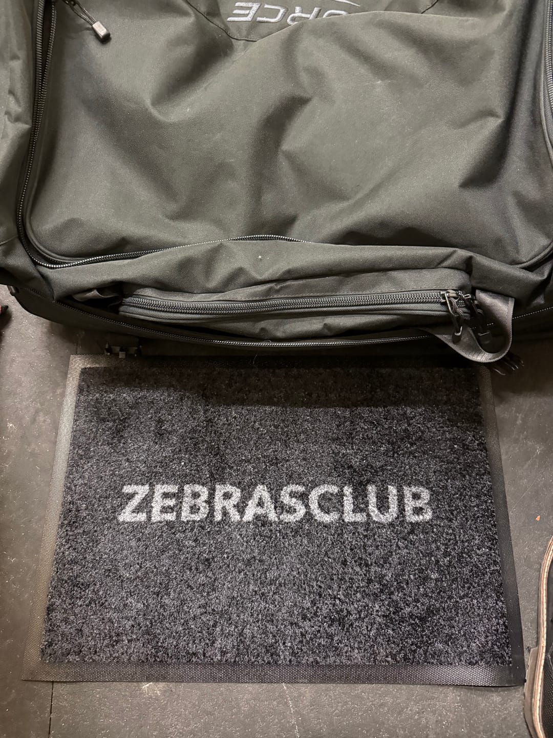Customer photo review of ZSM-PRO HOCKEY SKATE MAT