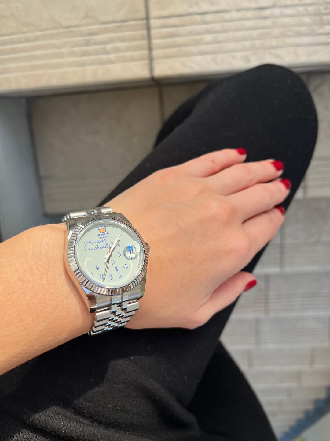 Customer photo review of EONDATE CLASSIC WATCH