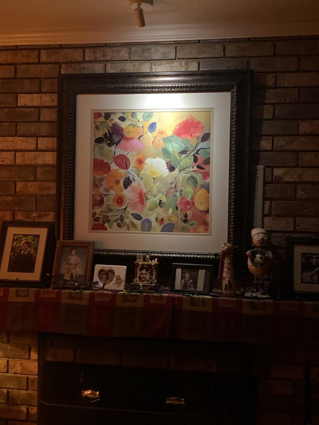 Customer photo review of LightsCordless™ RGB Rechargeable Picture Light