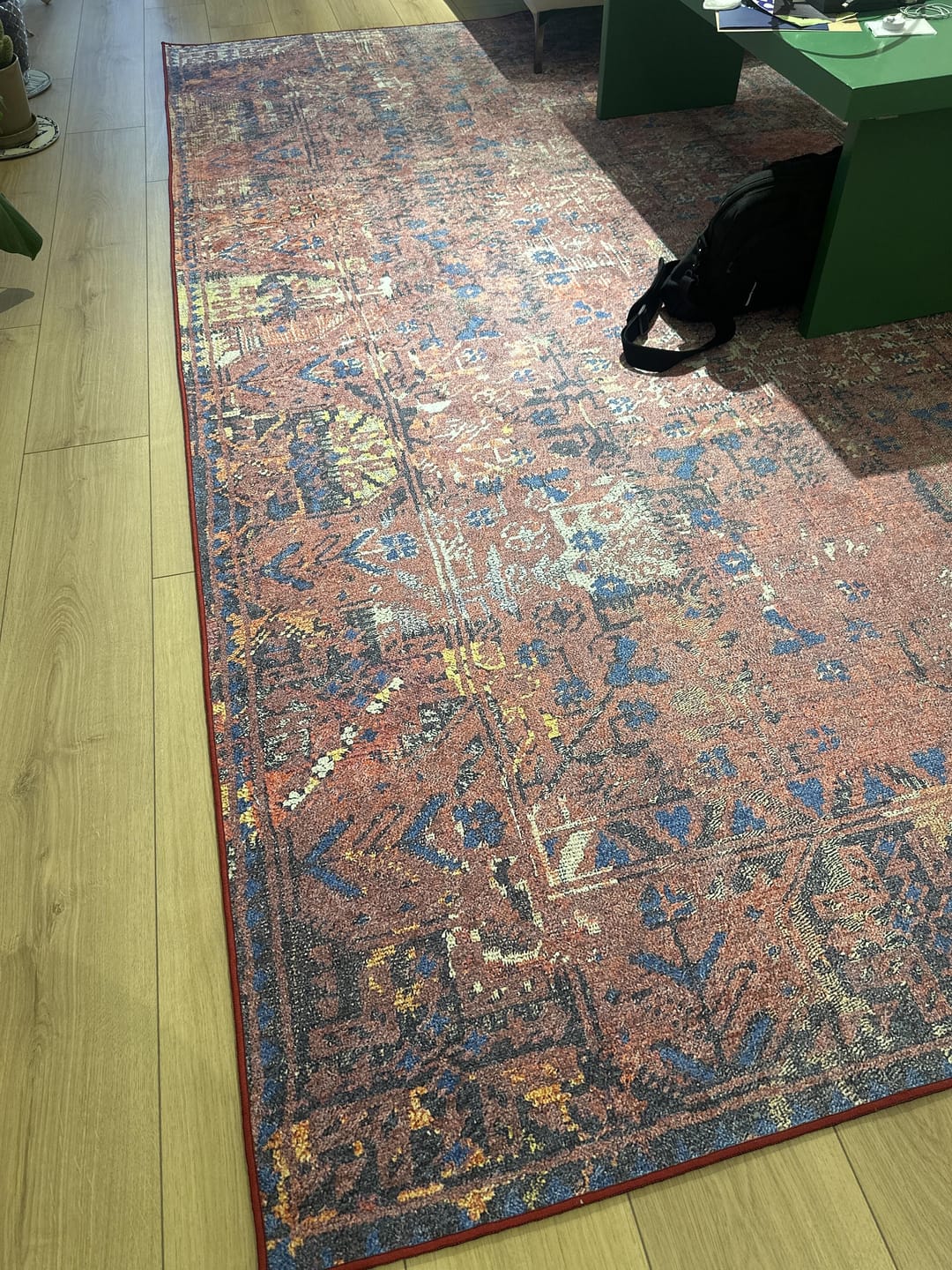 Customer photo review of Mina Chennai Modern Dijital Baskı Halı 200x300 Saçaksız