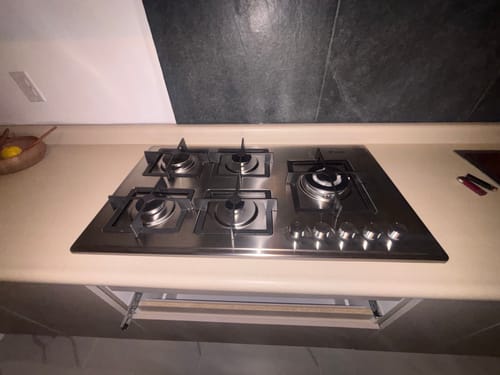 Customer photo review of Parrilla A Gas 5 Quemadores Acero Inoxidable Empotrable