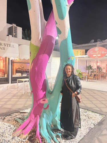 Customer photo review of American Vintage Washed Curved Blade Jeans