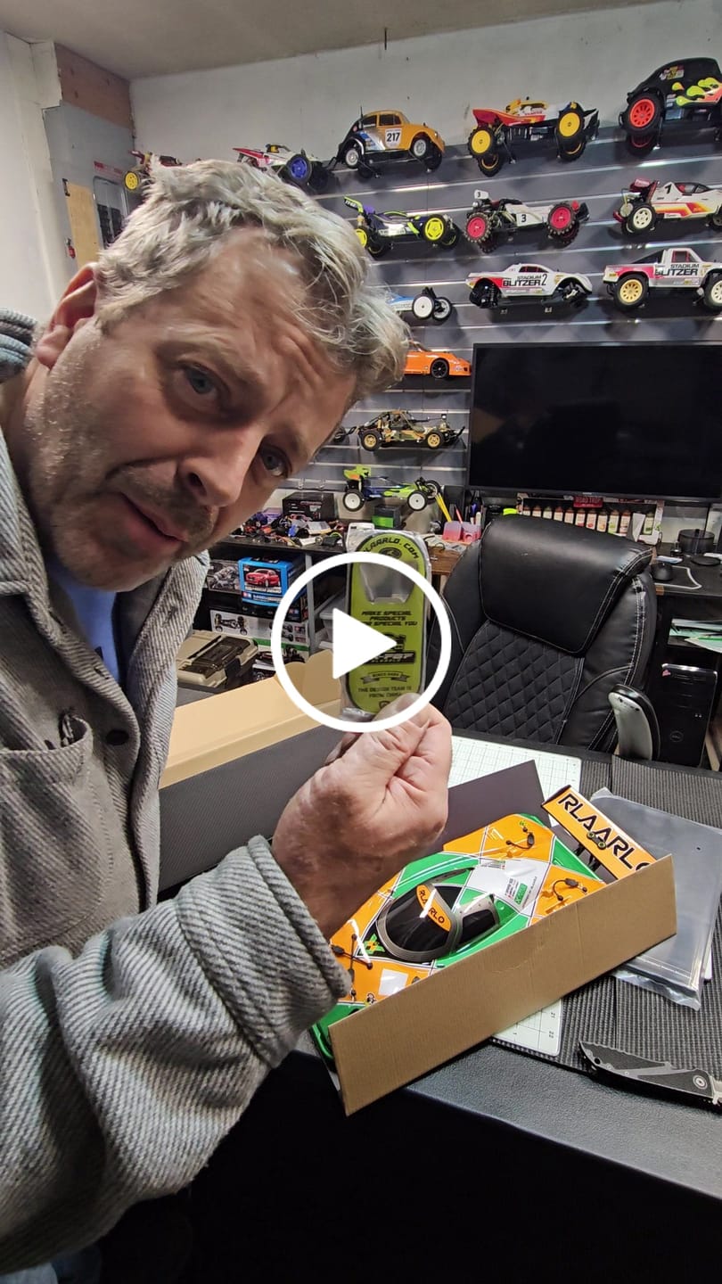 Customer video review of Rlaarlo 1/10 Metal Version On-Road Cars AK-787 Roller(Without Electric Parts)
