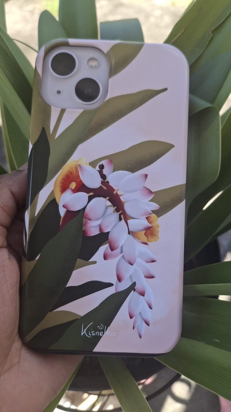 Customer photo review of Coque Fleur d'Atoumo