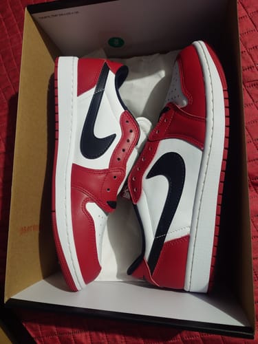 Customer photo review of Air Jordan 1 Low OG Chicago