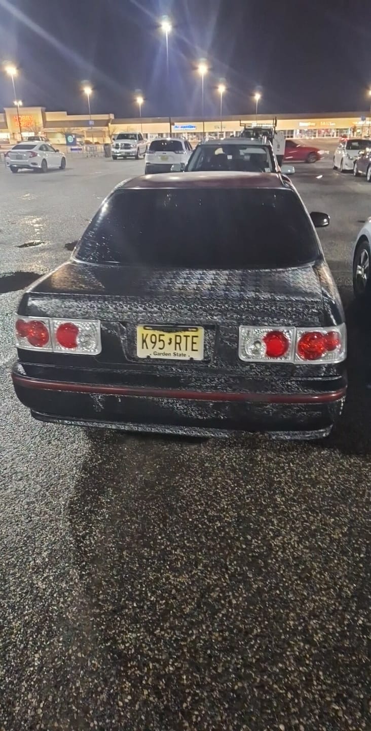 Customer photo review of Phantom Black Carbon Fiber Vinyl Wrap