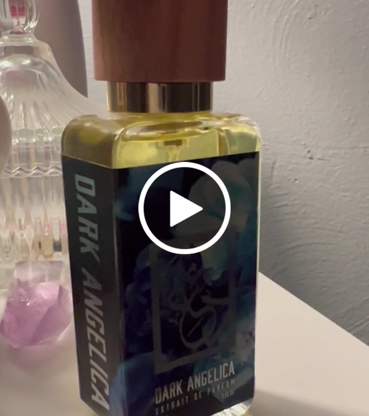 Customer video review of Dark Angelica
