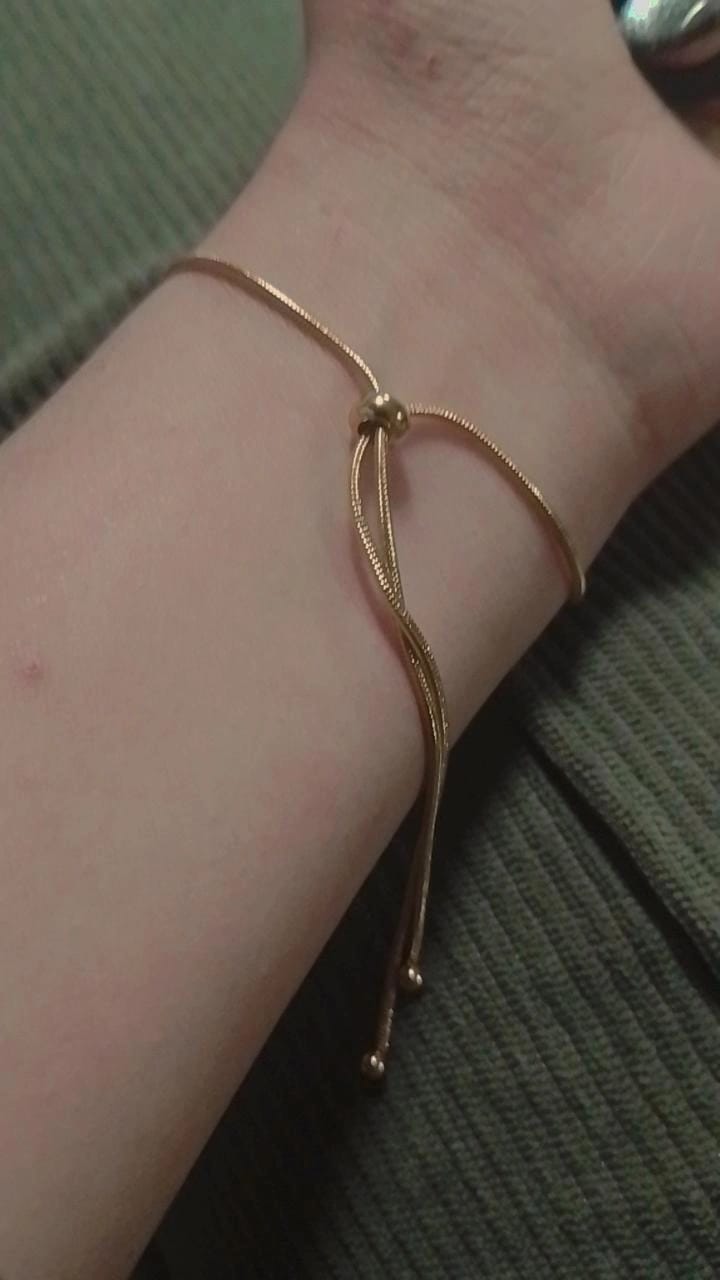 Customer photo review of Pulsera Icy