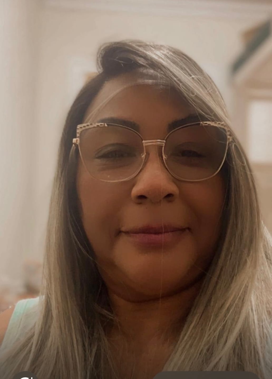 Customer photo review of Lace Front Sonia Tela HD Loira 10/22 - Repartição Livre 13x6