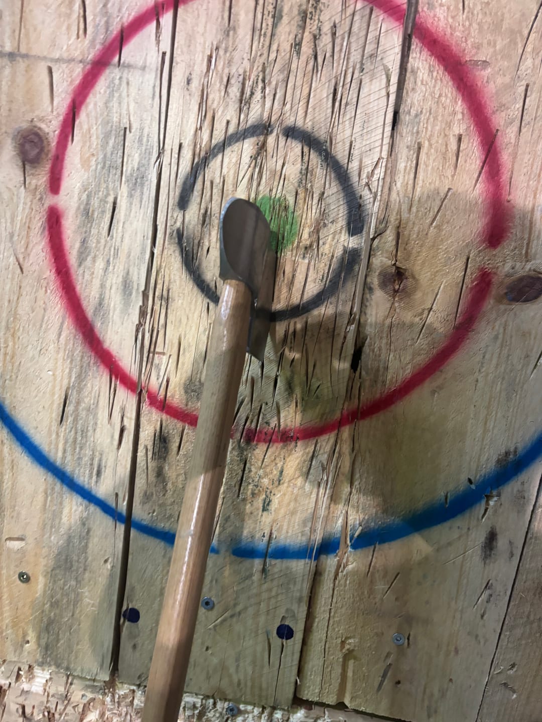 Customer photo review of The King of Diamonds Throwing Axe