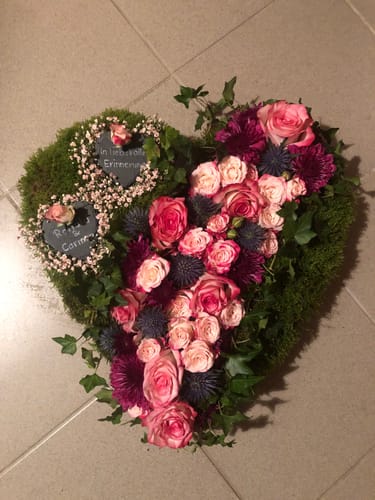 Customer photo review of Schiefer Anhänger kleines Herz zum Beschriften oder Basteln 7cm