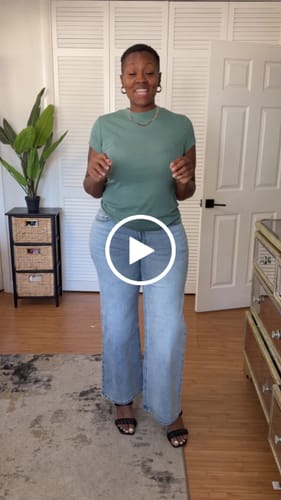 Customer video review of Curve-Hugging Wide Leg – Mid Rise – Ocean Blue