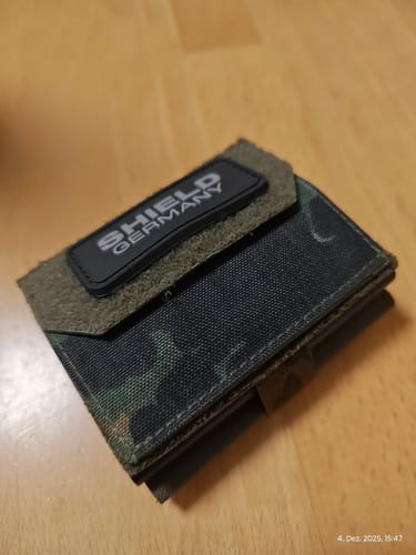 Customer photo review of Tactical Wallet inkl. 3x Patch + Münzfach - 5 Farben Flecktarn