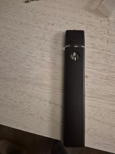 Customer photo review of 1 Gram THCA Blend Vape Pen | Sour Diesel - Sativa