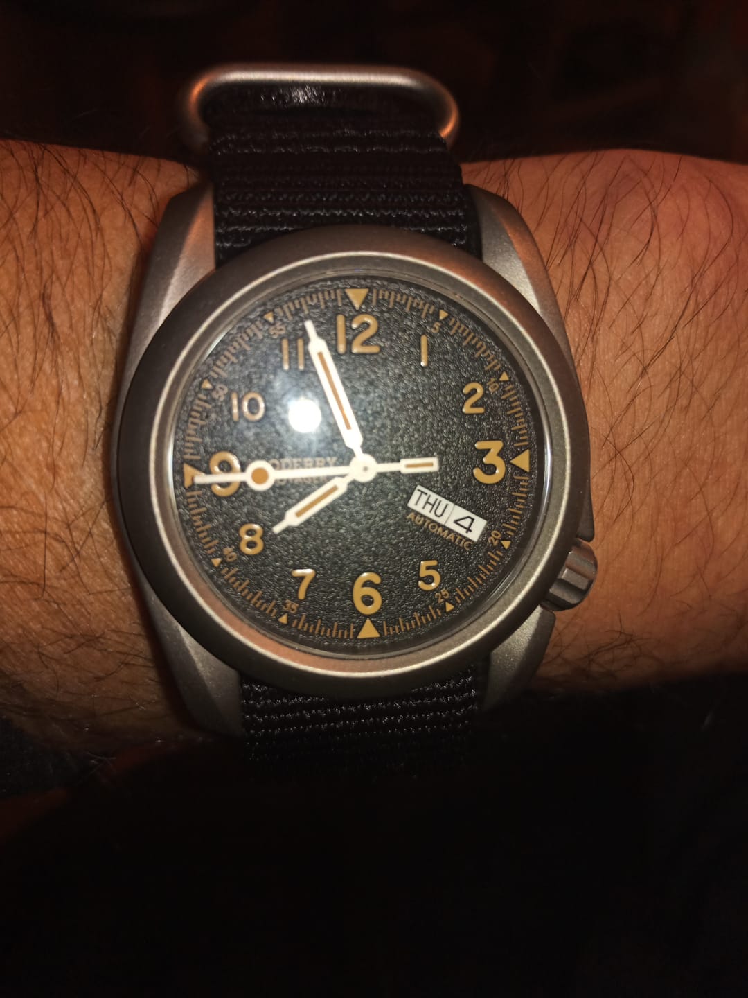 Customer photo review of VOYAGER - 100M Waterproof Titanium Automatic Field Watch | Volcanic Gray-bracelet
