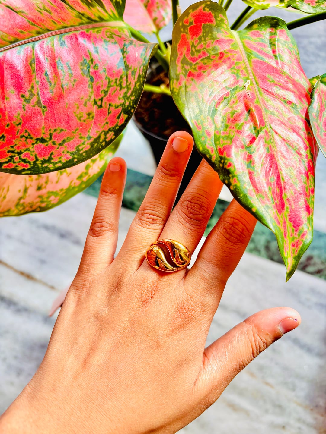 Customer photo review of Gold Plated Adjustable Finger ring