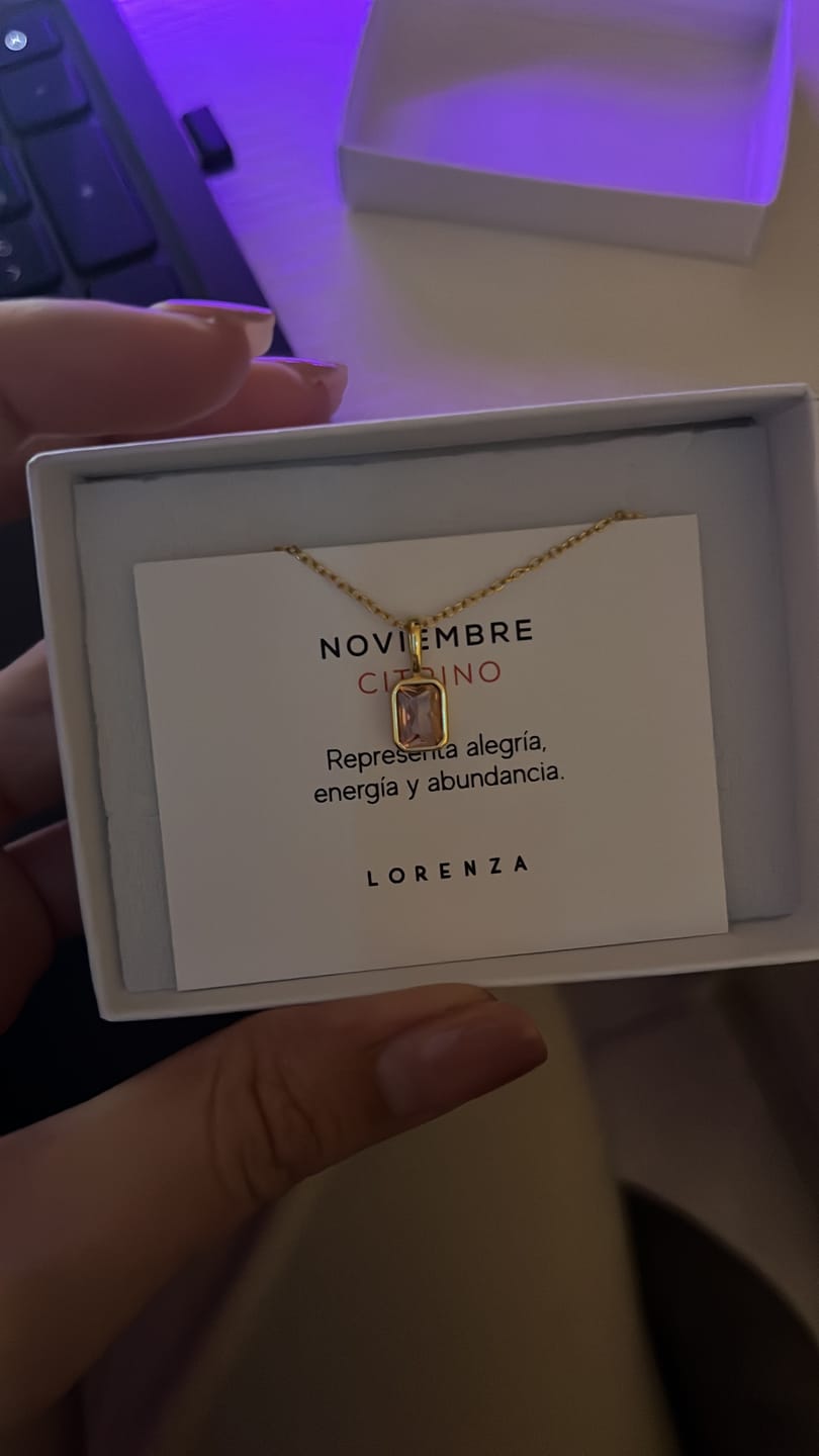 Customer photo review of Collar Birthstone Rectangular Dorado