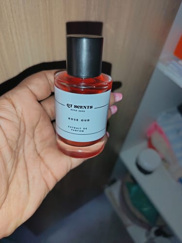 Customer photo review of Rose oud  unisex- inspired by Christian Dior Oud isphahan