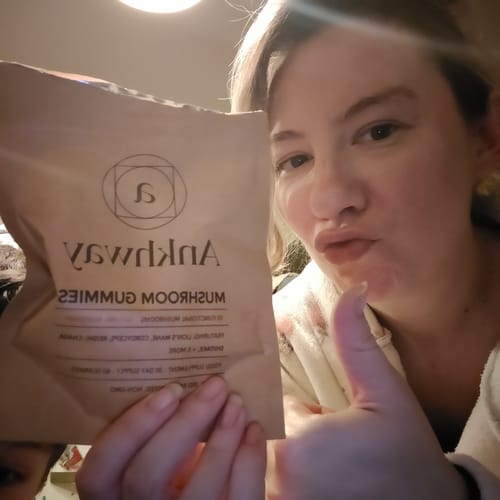 Customer photo review of Mushroom Gummies