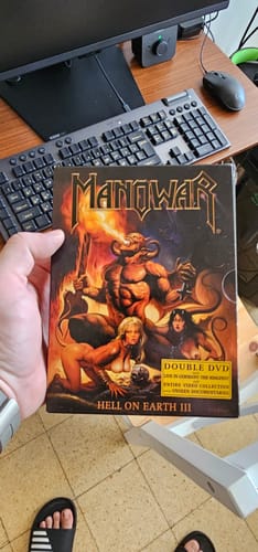 Customer photo review of Manowar DVD Double Hell On Earth Part 3