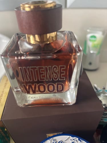 Customer photo review of Intense Wood