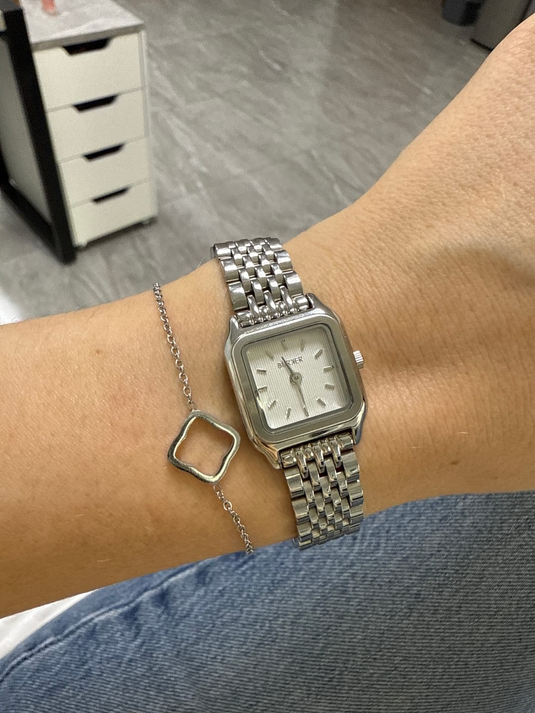 Customer photo review of Macy Petite Silver White