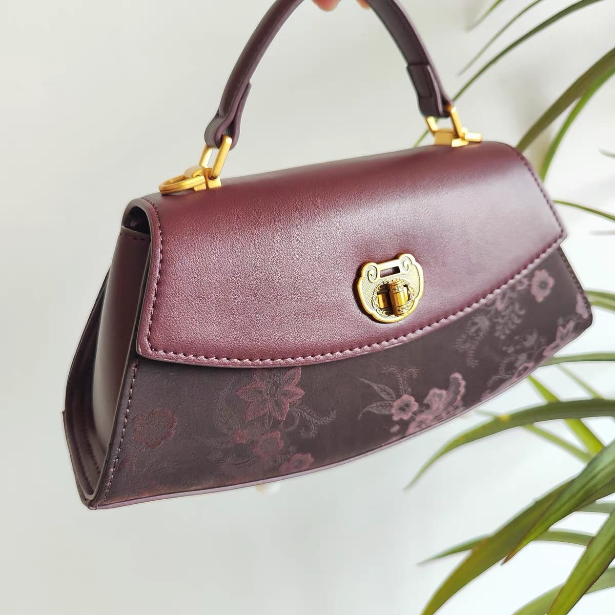 Customer photo review of Tang Imperial 25 Cloud Silk Peony Clutch