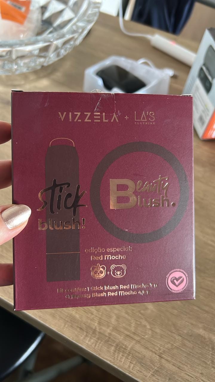 Customer photo review of Kit Blushes Red Mocha Vizzela + La's