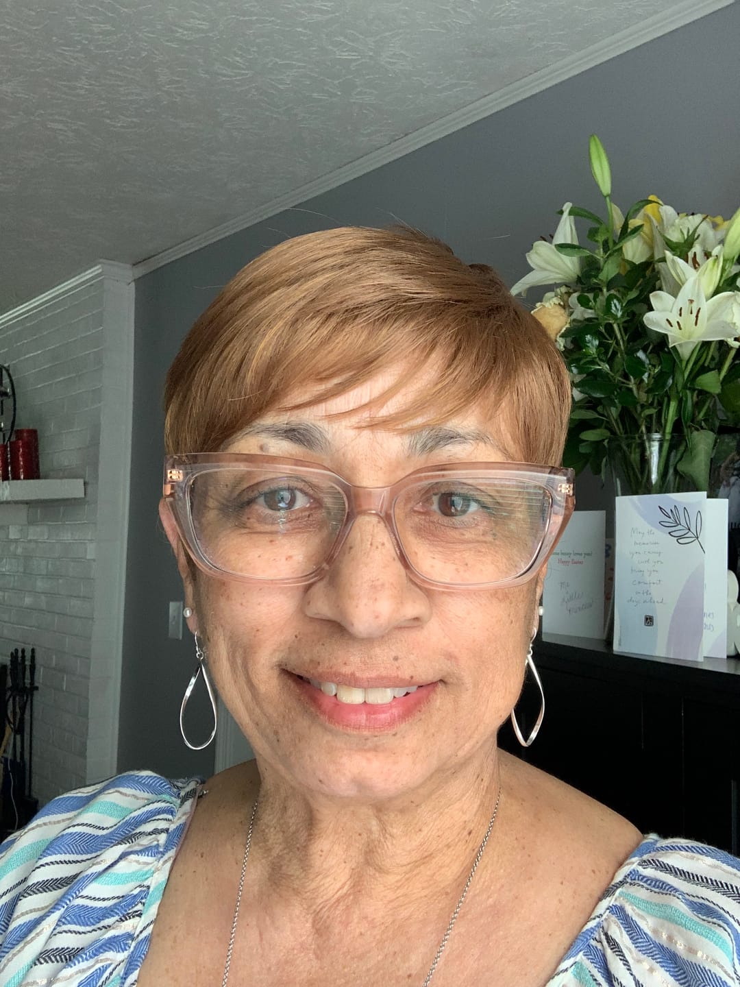 Customer photo review of Vanessa Slim Lite with Bang Full Wig - SLB THREE