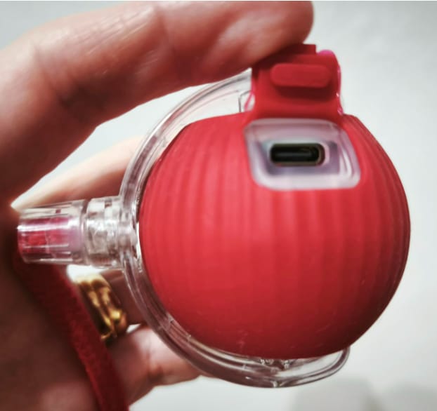 Customer photo review of Pelota interactiva inteligente