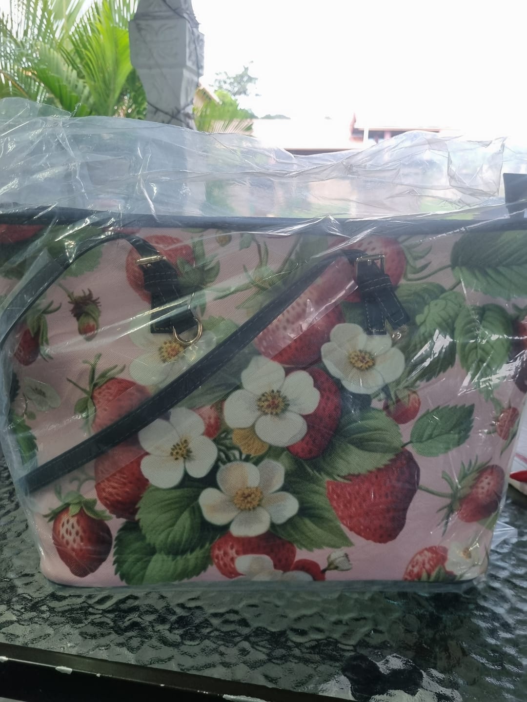 Customer photo review of Strawberry Tote Bag Purse, Pink Floral Flowers Vegan Leather Print Handbag Women Zip Top Small Large Designer Handmade Shoulder