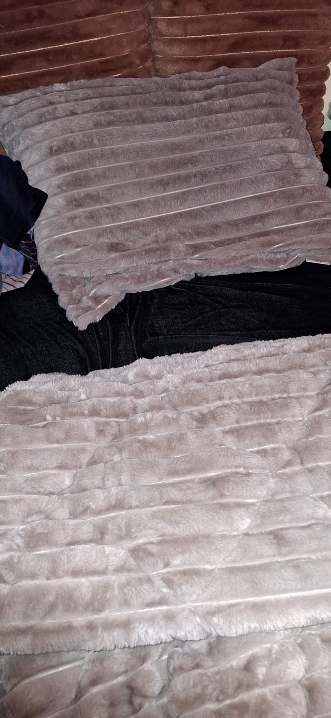 Customer photo review of Dekbed Zonder Overtrek Teddy Chunky Rib™ Sand