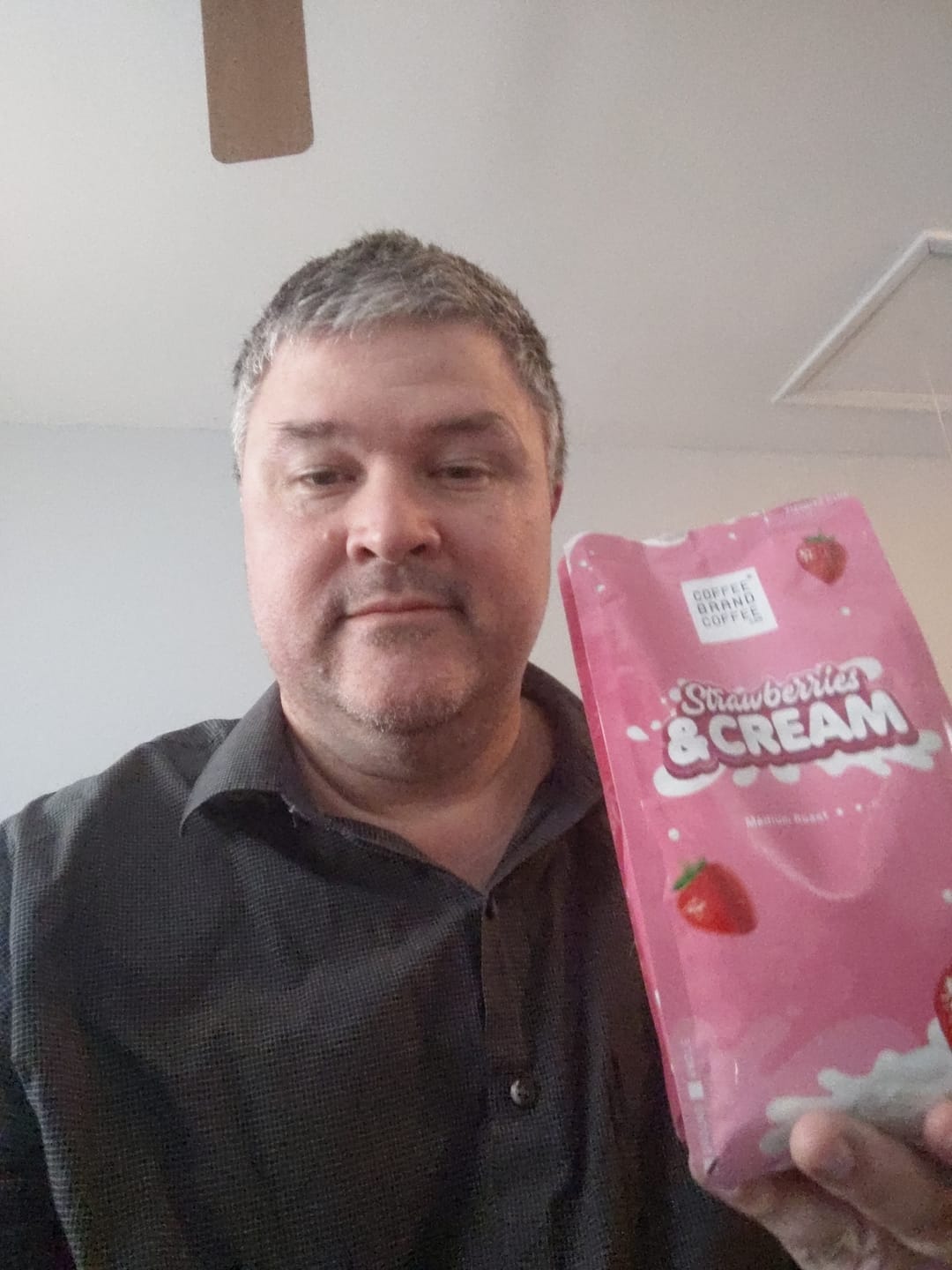 Customer photo review of Strawberries 'n Cream Flavored Coffee