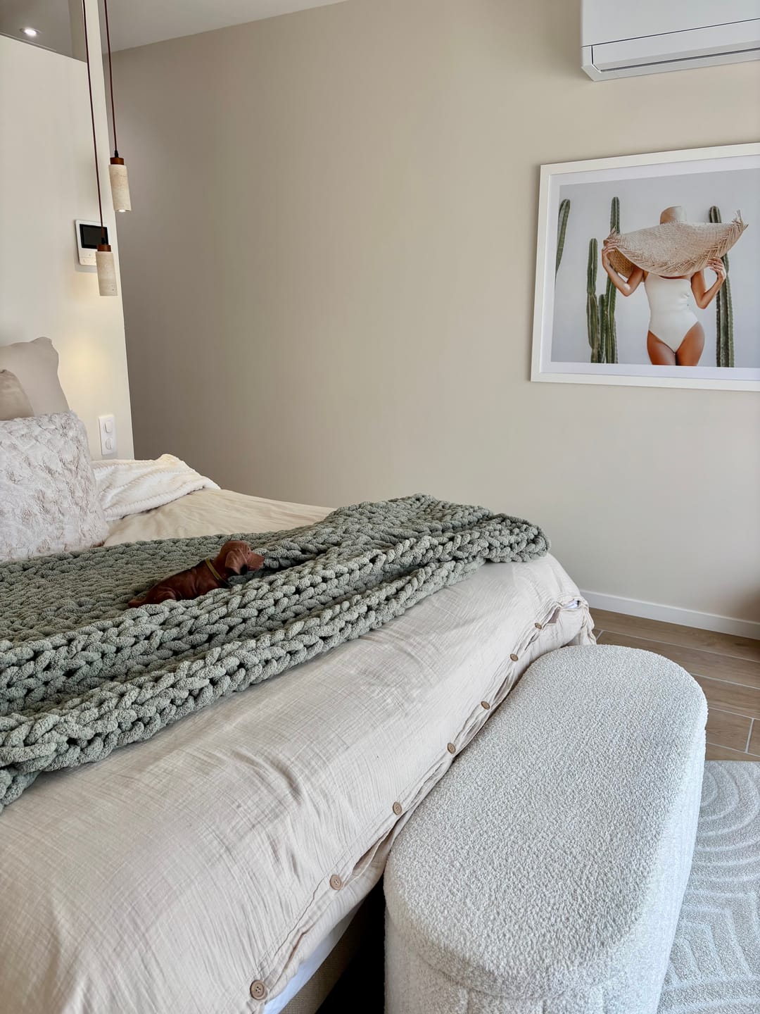 Customer photo review of Luxe Chunky Throw Blanket