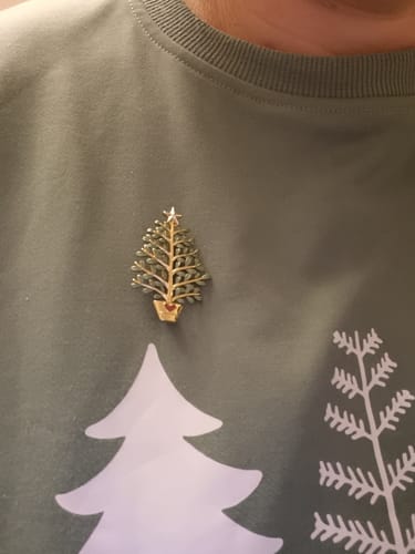 Lynne review of Christmas Tree Green and Gold Brooch image 1 out of 1