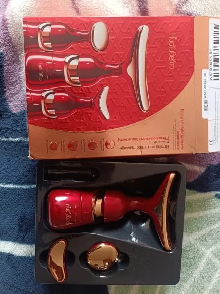 Customer photo review of Face Massager for Face Lifting and Skin Care