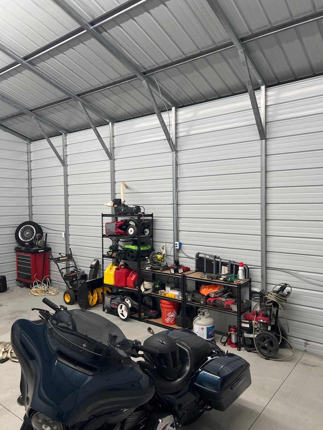 Customer photo review of Reibii 5-Tier Storage Shelving Units, 2020 lbs Adjustable Steel Garage Shelving Racks for Bedroom Kitchen Closet