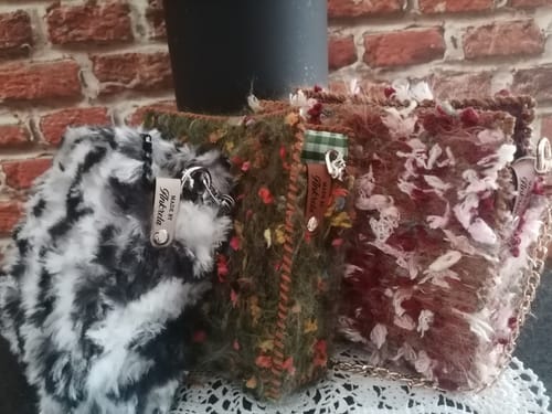 Customer photo review of Personalisierte Labels mit Chicago Screws - Kunstleder-Label mit Schrauben