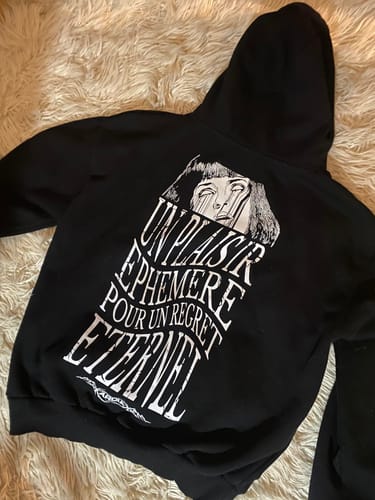 Customer photo review of Regret Eternel - Hoodie KDK
