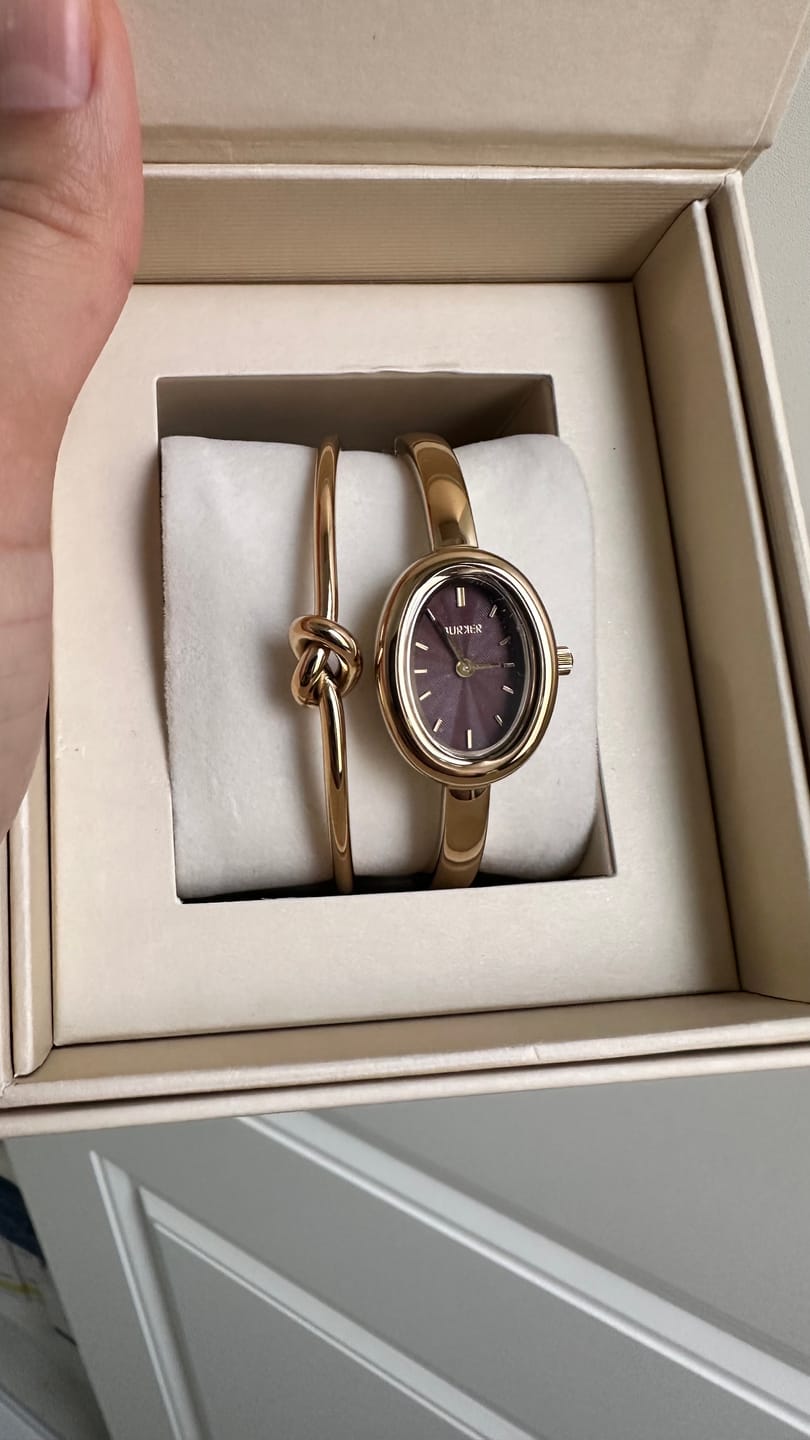 Customer photo review of Diana Gold Burgundy