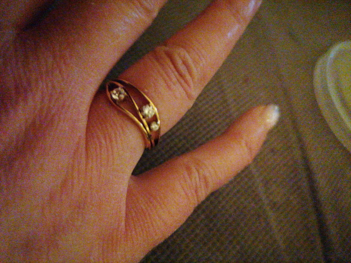 Customer photo review of Lumina Ring | 18K vergoldet