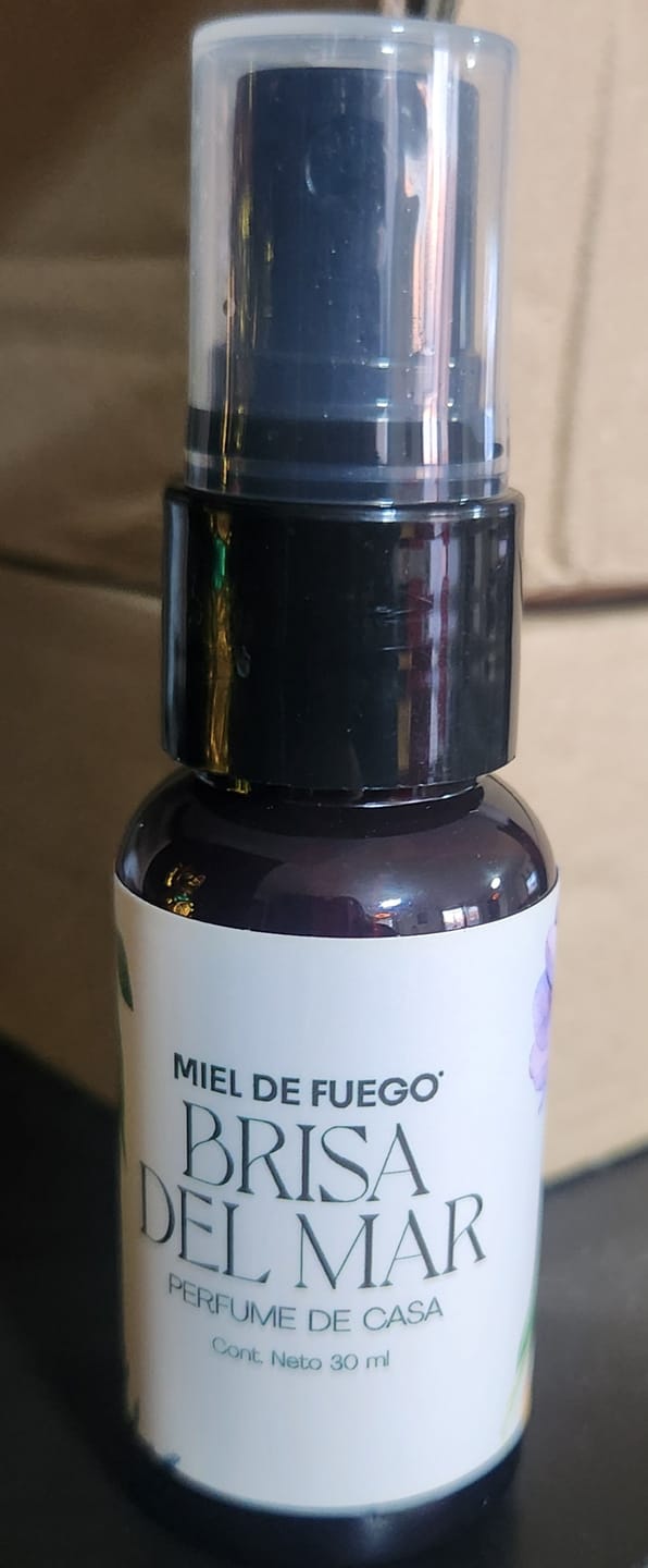 Customer photo review of Clásicos de Lujo