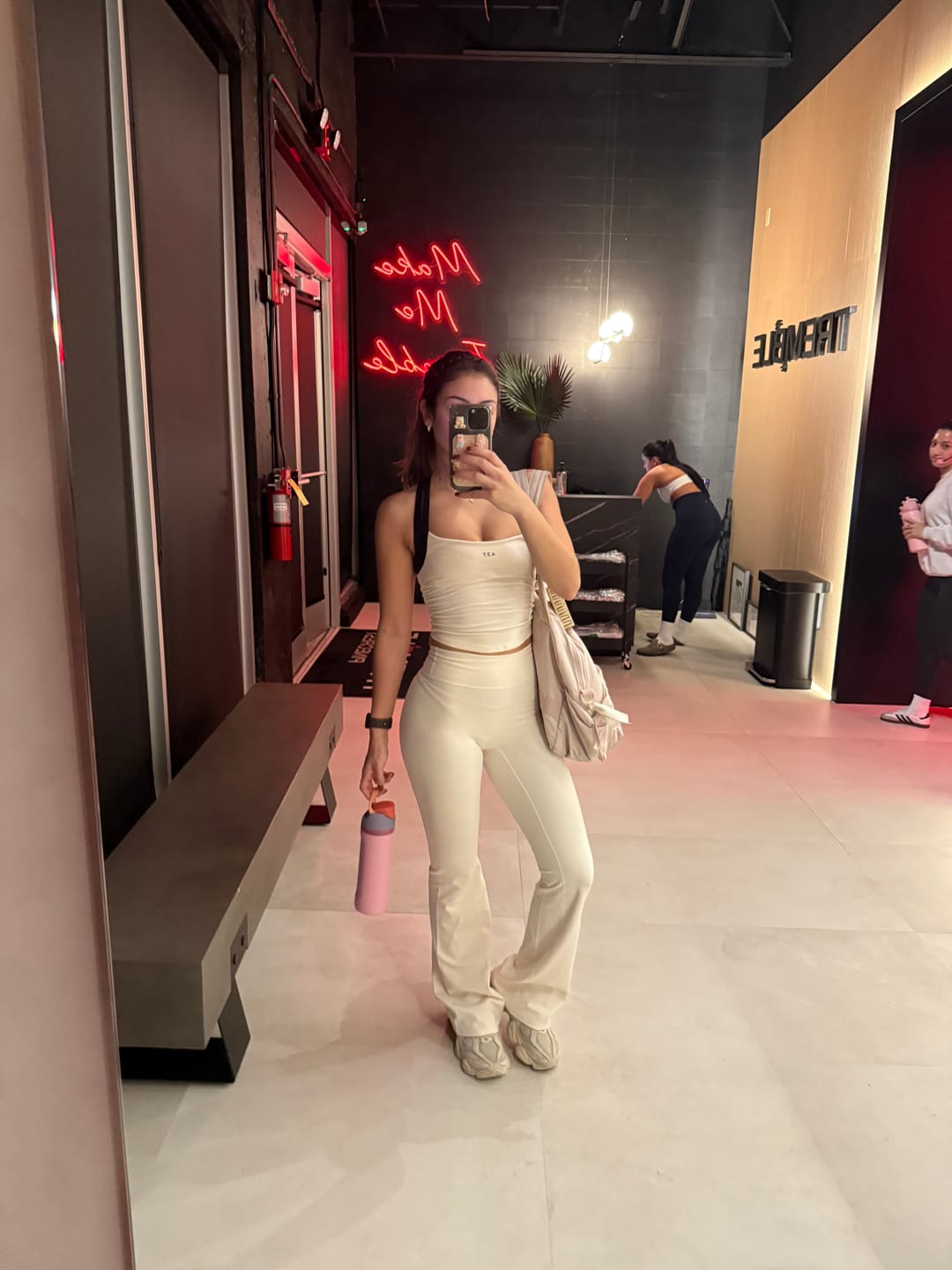 Customer photo review of The Sculpt Tank / Cream-Black