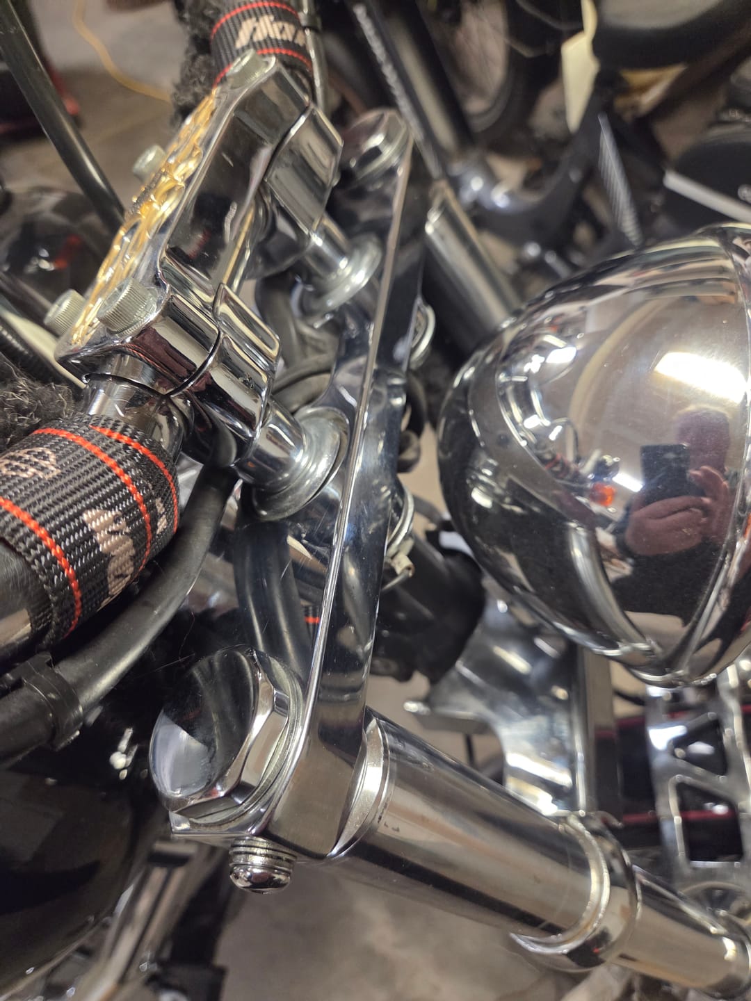 Customer photo review of Custom Chrome Fork Tube Caps Chrome Fit For Harley Softail Dyna Wide Glide 4-speed FXWG 80-13
